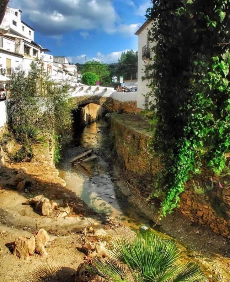 Casa Enrocada Villa Setenil De Las Bodegas Eksteriør bilde